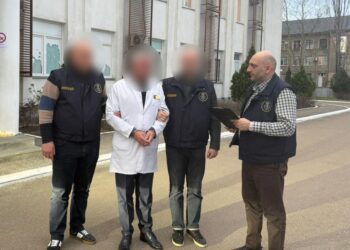 წვევამდელისგან ქრთამის აღების ფაქტზე ქუთაისის სამედიცინო ცენტრის განყოფილების უფროსი დააკავეს