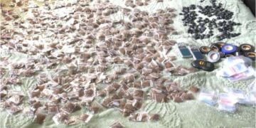 პოლიციამ 1 107 შეკვრა ნარკოტიკი ამოიღო – დაკავებულია 2 პირი