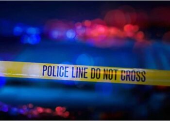 თურქეთში კონკურენტი სალონების თანამშრომლები ერთმანეთს ქუჩაში, მაკრატლებით გაუსწორდნენ