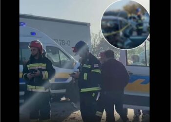 ერთმანეთს სამი ავტომობილი შეეჯახა – დაშავდა რამდენიმე ადამიანი