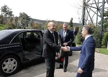 ბიძინა ივანიშვილი ილჰამ ალიევს და აზერბაიჯანის დელეგაციას შეხვდა