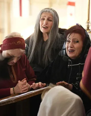 სამების საკათედრო ტაძარში გარდამოხსნის ტრადიციული წესი და მაცხოვრის დატირება შესრულდა