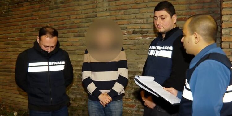 გაუპატიურების ბრალდებით უცხო ქვეყნის მოქალაქე დააკავეს