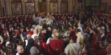 სიონის საპატრიარქო ტაძარში სააღდგომო ლიტურგია მიმდინარეობს