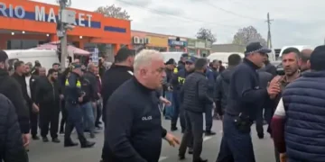 მარნეულში პოლიციასა და ფერმერებს შორის დაპირისპირება იყო – დაკავებულია 2 პირი