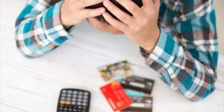 საქართველოში 372 477 ადამიანი სესხს ვერ იხდის და „შავ სიაშია“