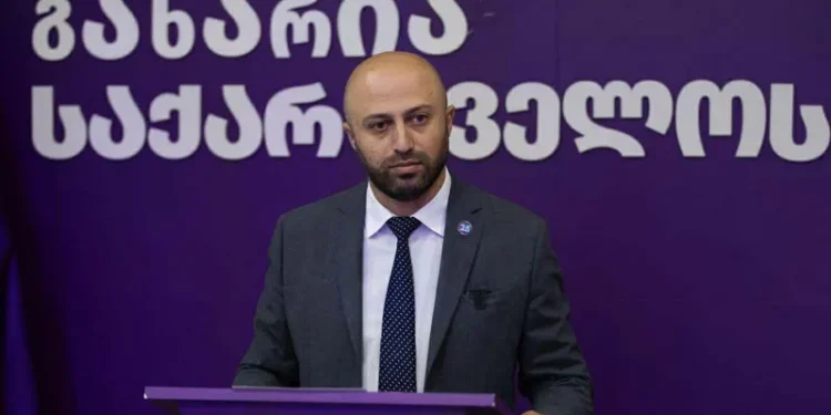 ბერდია სიჭინავა მამუკა მდინარაძეზე – გენერალ-კოორდინატორს ისეთ სამინისტროს უკეთებენ, რომელსაც საკუთარი აპარატიც კი არ ექნება – გაგეგდოთ ბარემ პირდაპირ