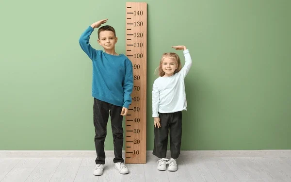 გენეტიკოსები 6 მიზეზს ასახელებენ, რის გამოც ბავშვი ტანდაბალი იზრდება