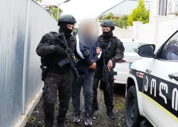 ცრუ ჩვენების მიცემისა და ჯგუფურად ჩადენილი ხულიგნობის ბრალდებით 11 პირი დააკავეს