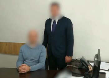 ჯაშუშობის ბრალდებით საჯარო მოხელე დააკავეს