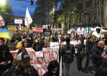 ფილარმონიიდან პარლამენტისკენ მედიის მხარდამჭერი მარში იმართება