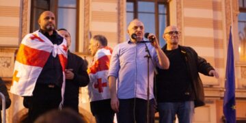 სასამართლომ 4 ოქტომბრის საქმეზე ბრალდებულებს 7-7-წლიანი პატიმრობა მიუსაჯა