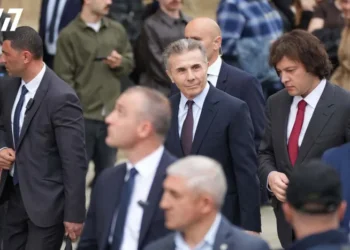 სვეტიცხოვლის საკათედრო ტაძარში ბიძინა ივანიშვილი მივიდა, სადაც ახალი კათოლიკოს-პატრიარქის, შიო მესამის ინტრონიზაცია მიმდინარეობს,