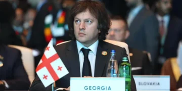 ირაკლი კობახიძე ბაქოში, მსოფლიო ურბანულ ფორუმში მონაწილეობს