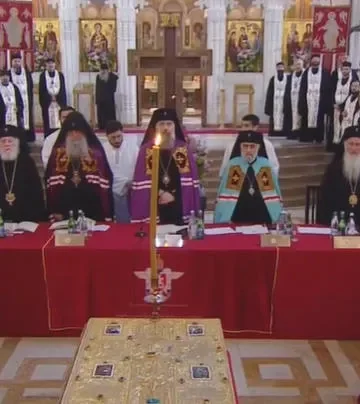 სამების საპატრიარქო ტაძარში ეკლესიის გაფართოებული კრება დაიწყო