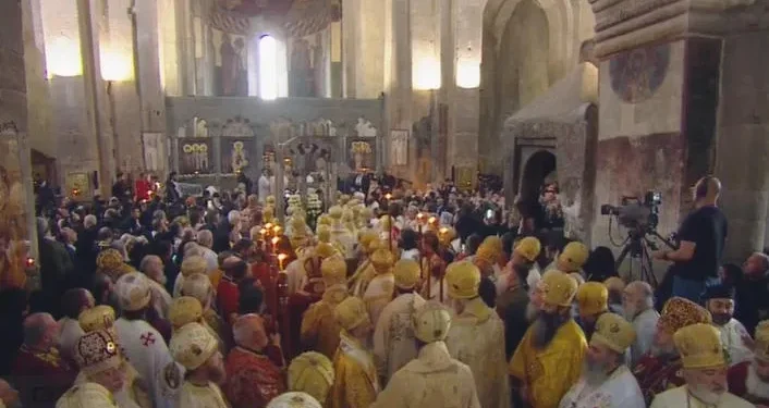 სვეტიცხოველში ახალარჩეული პატრიარქის ინტრონიზაცია იმართება